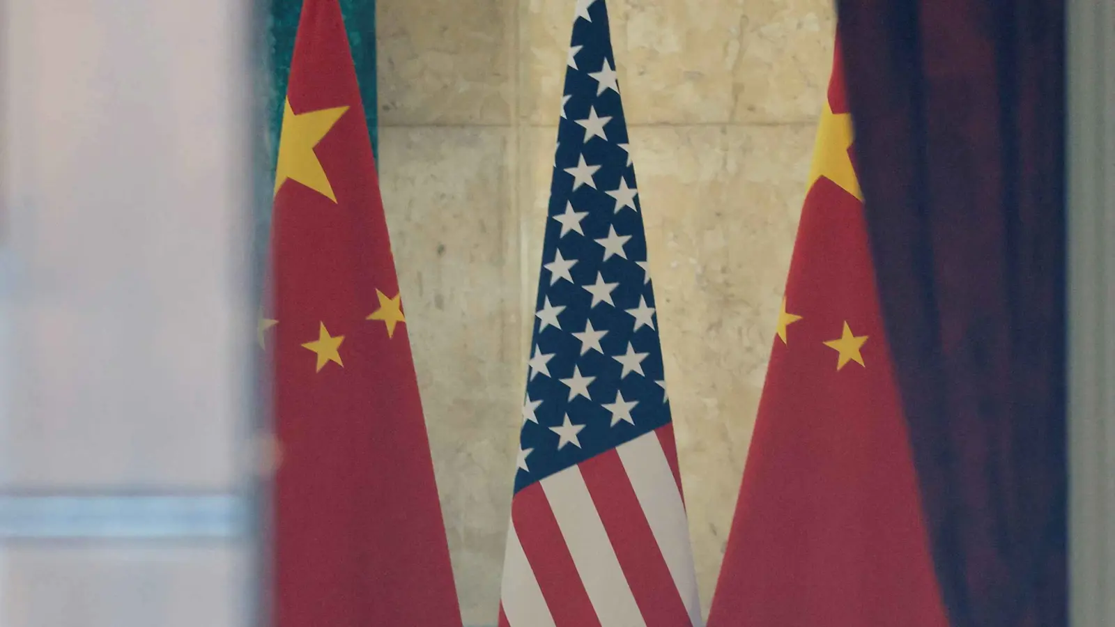 ترامب متفائل باتفاق تجاري "عادل جدا" مع الصين