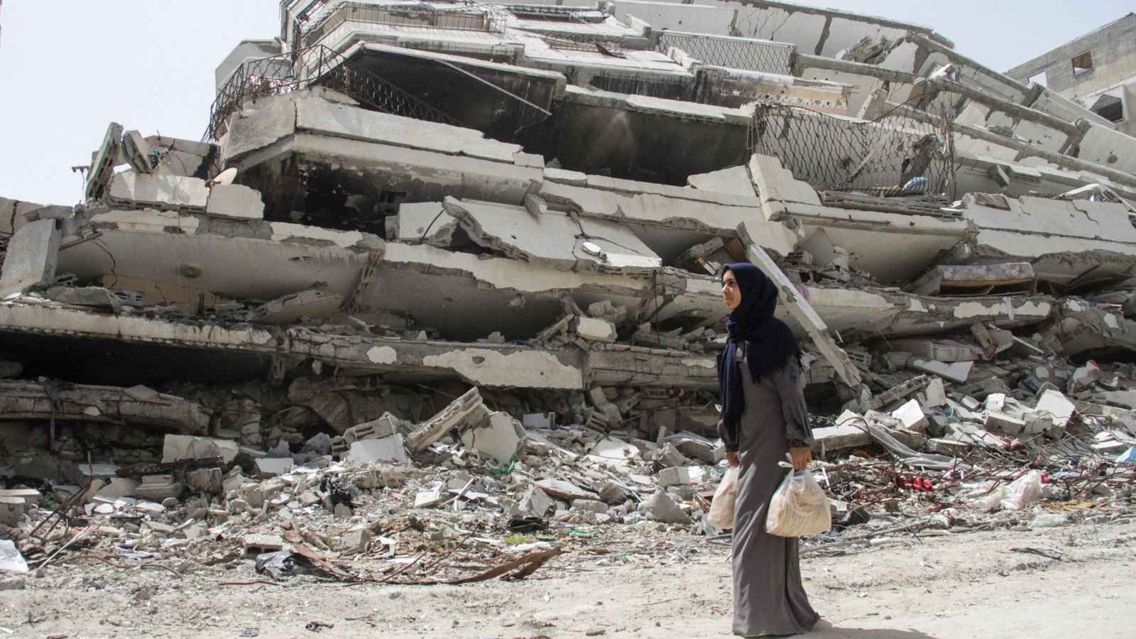 بعد تعليق دخول المساعدات.. تحذير من تفجر الوضع في غزة