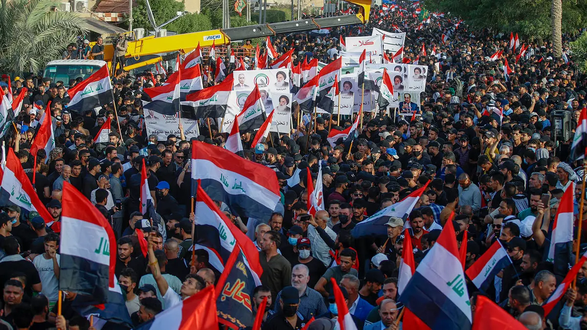 بعد 10 أشهر من الأزمات السياسية.. شبح المجهول ما زال يلاحق العراقيين