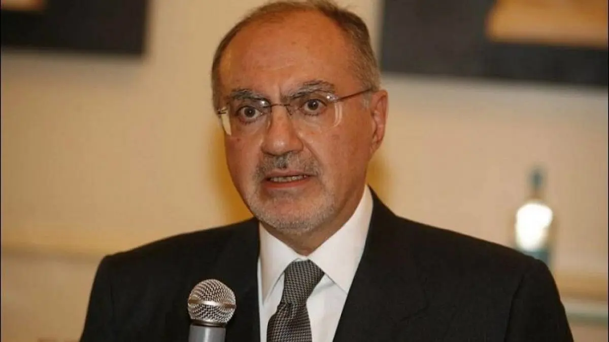 وزير المالية العراقي يحذر من أزمة اقتصادية في البلاد