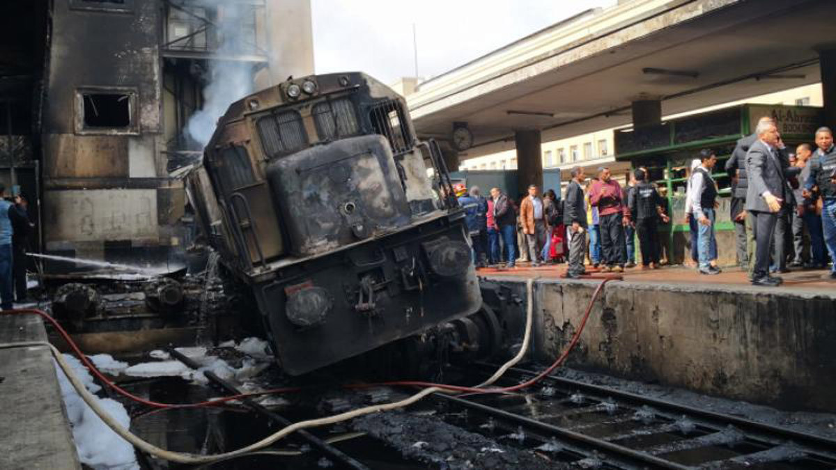 حبس 6 متهمين في حادث "قطار القاهرة"