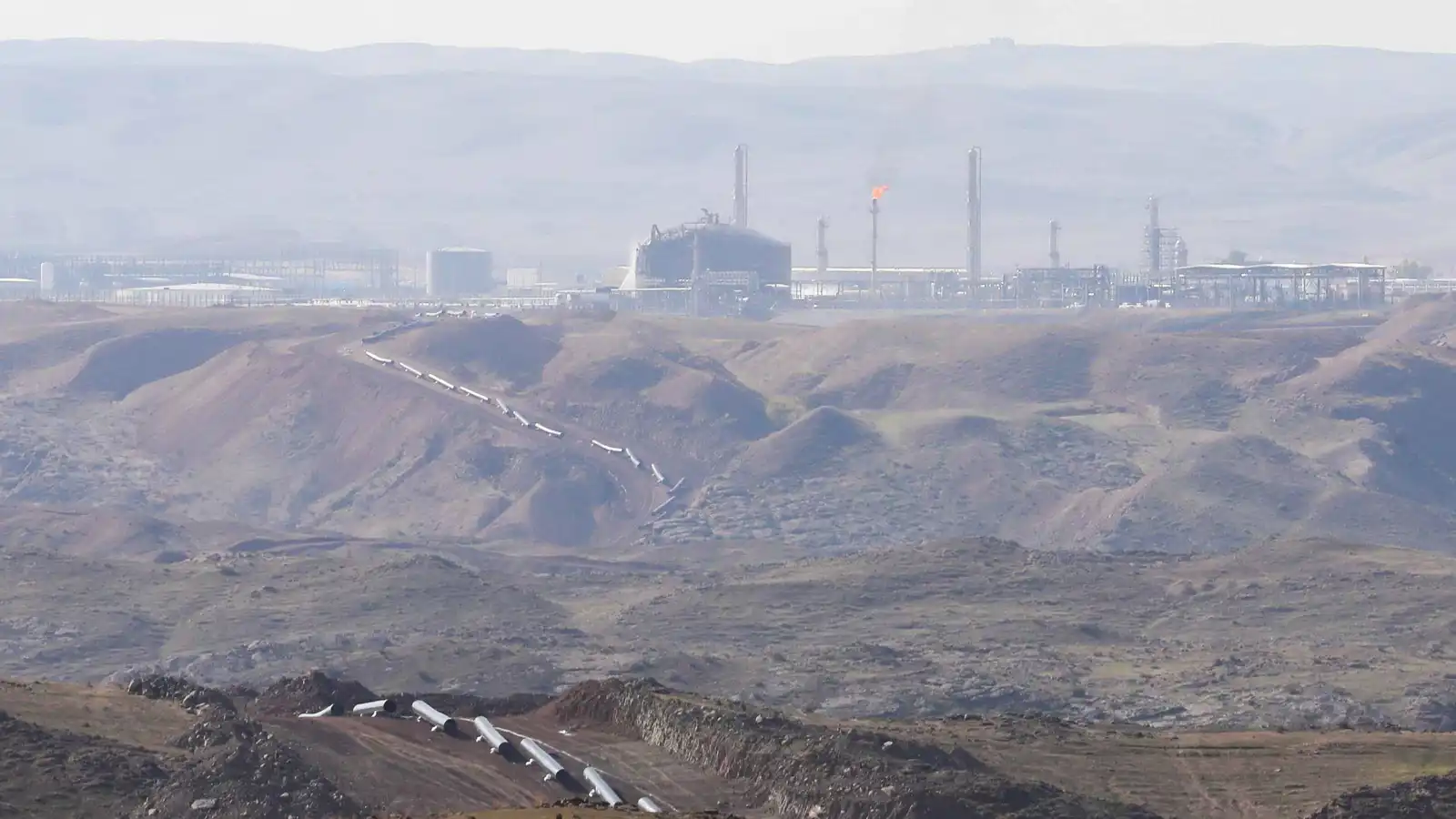 خبراء: استهداف حقل "كورمور" يفضح "نفوذ الميليشيات" في العراق