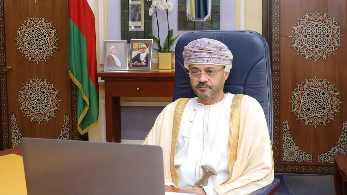 وزير خارجية عُمان يُعرب لنظيره الإسرائيلي عن أمله في تبني رؤية للسلام تحقق تطلعات الفلسطينين