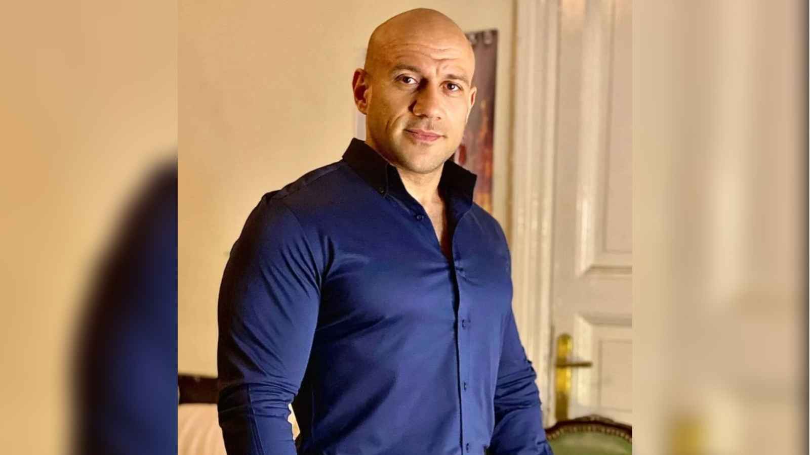 لن يقيم لها عزاء.. وفاة والدة الفنان المصري أحمد مكي