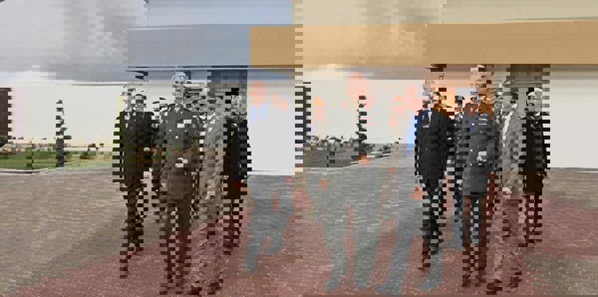 حفتر لكوبلر: الجيش لن يكون حجر عثرة أمام تحقيق الوفاق الليبي