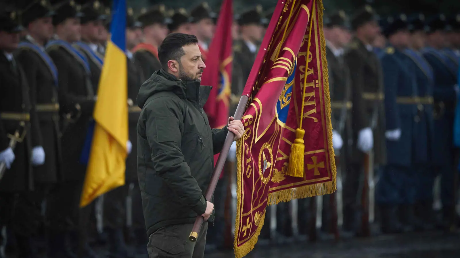 زيلينسكي يكشف عدد الجنود الروس في أوكرانيا