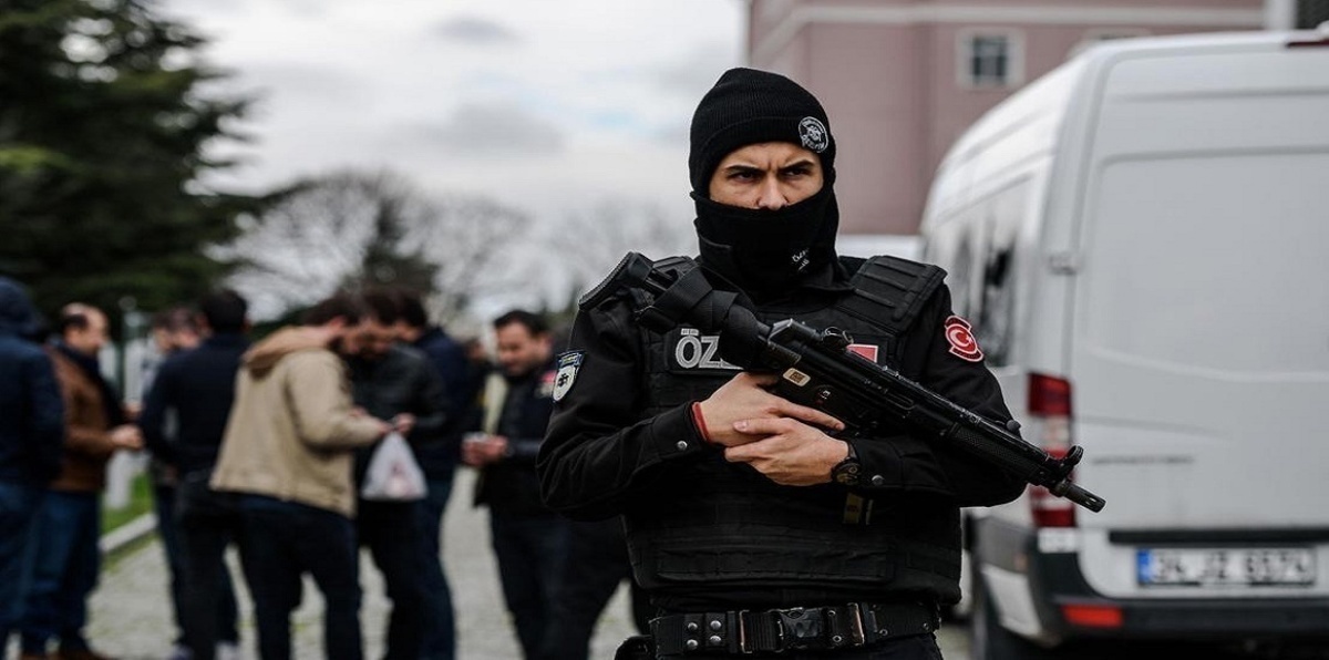 مقتل شرطي تركي ومسلح من حزب العمال الكردستاني في اشتباكات بديار بكر