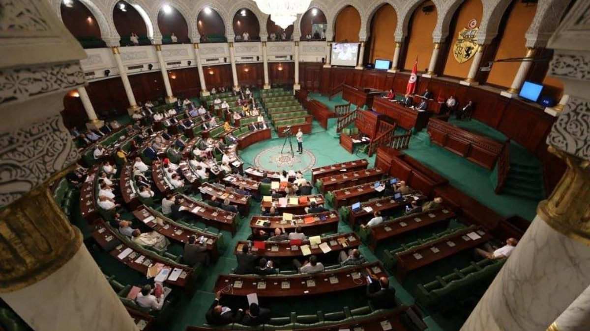 تونس.. انتقادات واسعة لقانون ''الإنعاش الاقتصادي'' ودعوات لسحبه