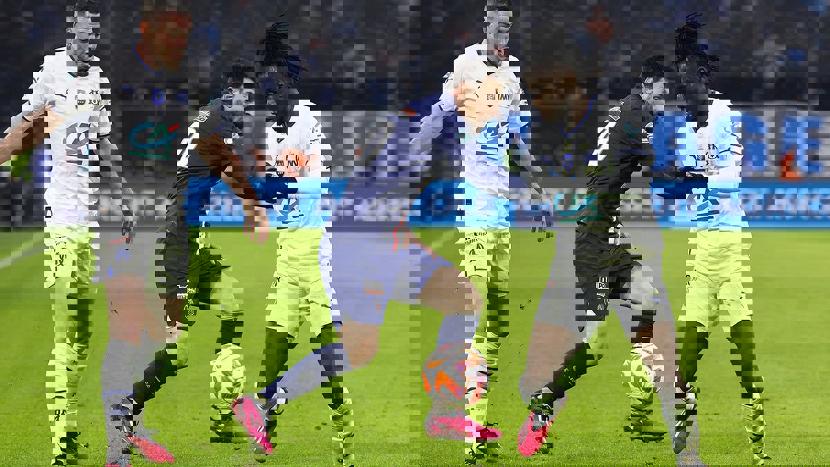 لماذا ارتدى ميسي الرقم 10 أمام أولمبيك مرسيليا؟ 