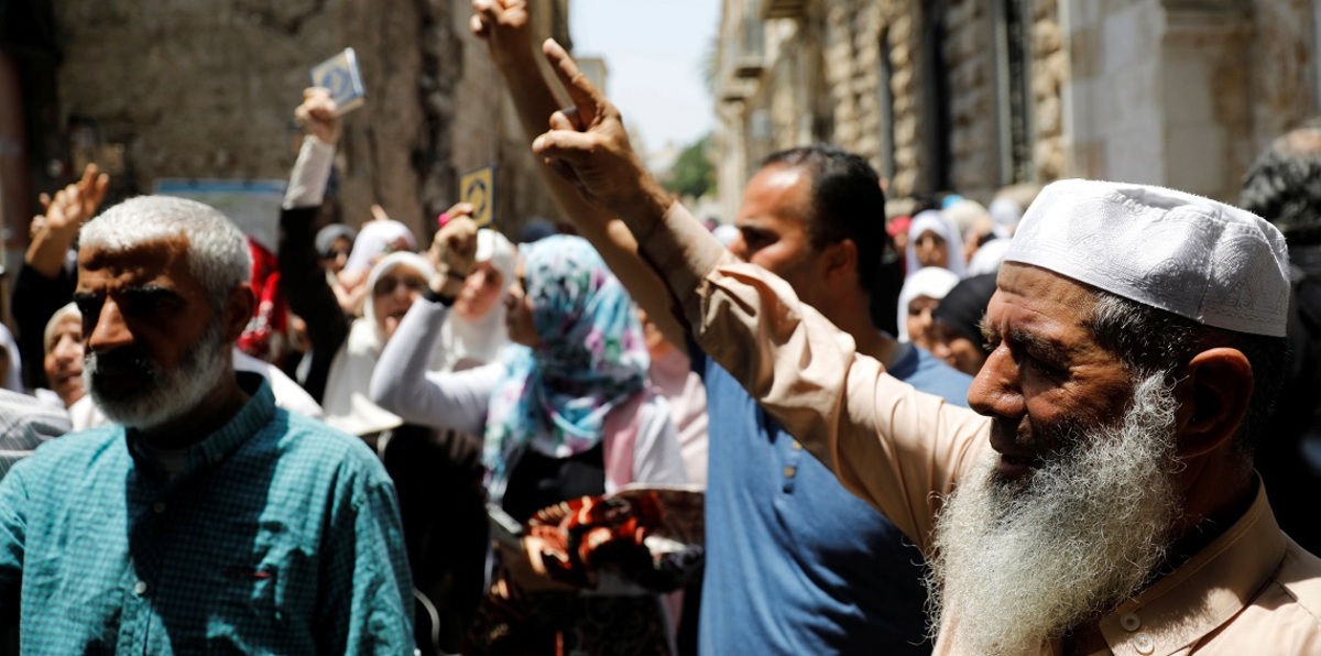 إسرائيل تمنع الرجال دون سنّ الـ 50 عامًا من دخول المسجد الأقصى
