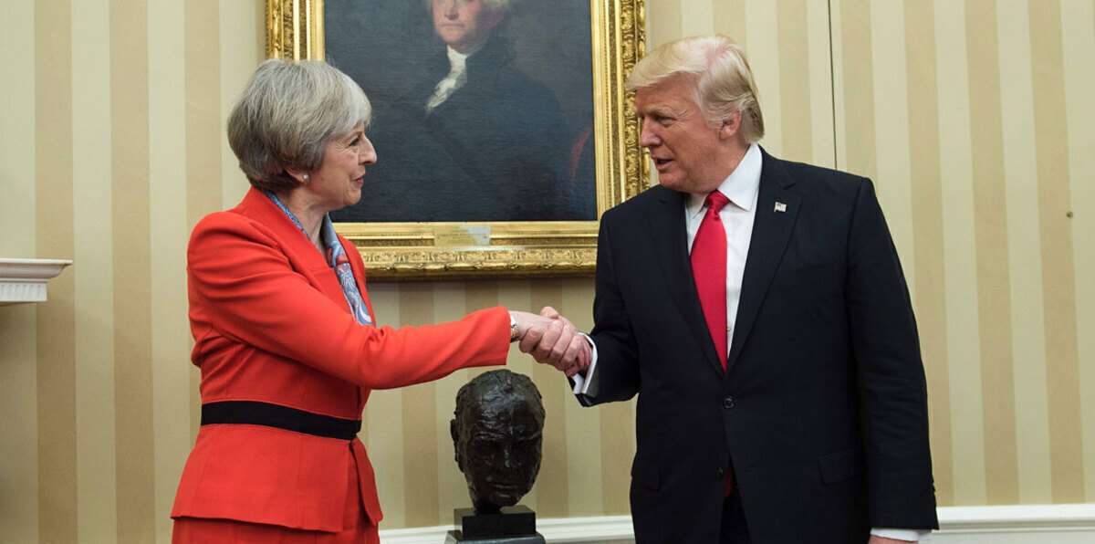 ترامب ينتقد "عدم صرامة" ماي في مفاوضات خروج بريطانيا من الاتحاد الأوروبي
