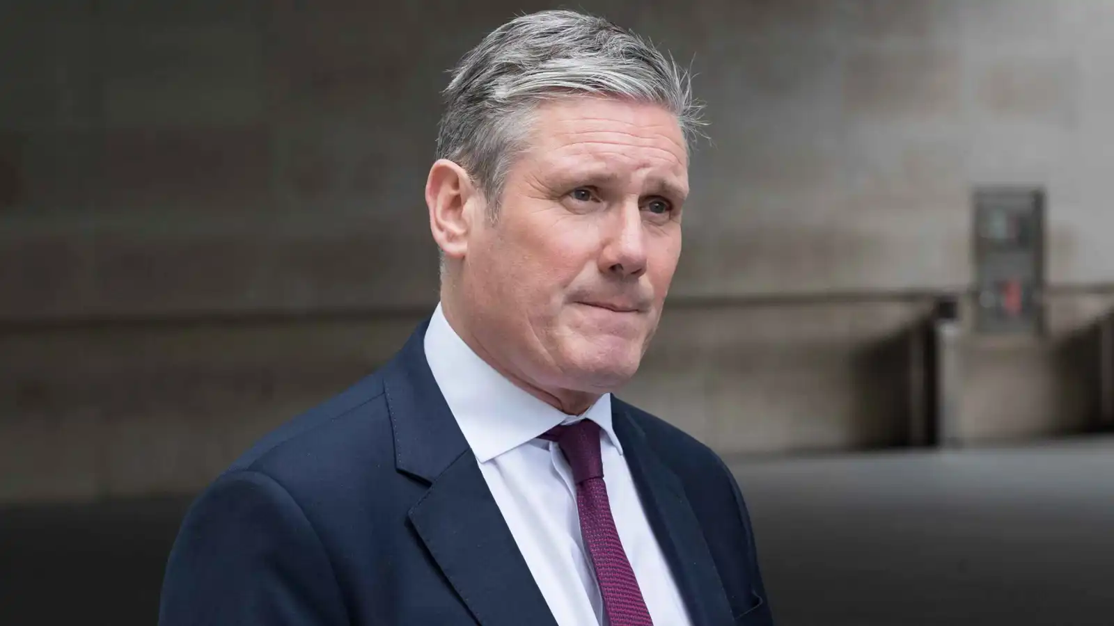 ستارمر: على بريطانيا هزم "الكراهية المتزايدة" لليهود