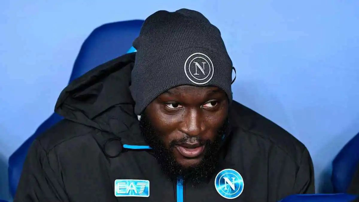 لوكاكو يثير أزمة مع نابولي الإيطالي