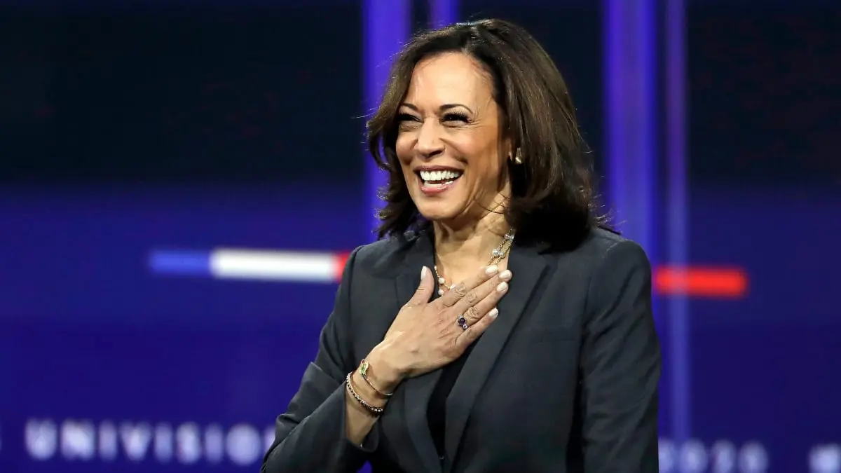 "واحدة منا".. الهنود يرحبون باختيار جو بايدن لكمالا هاريس نائبة له