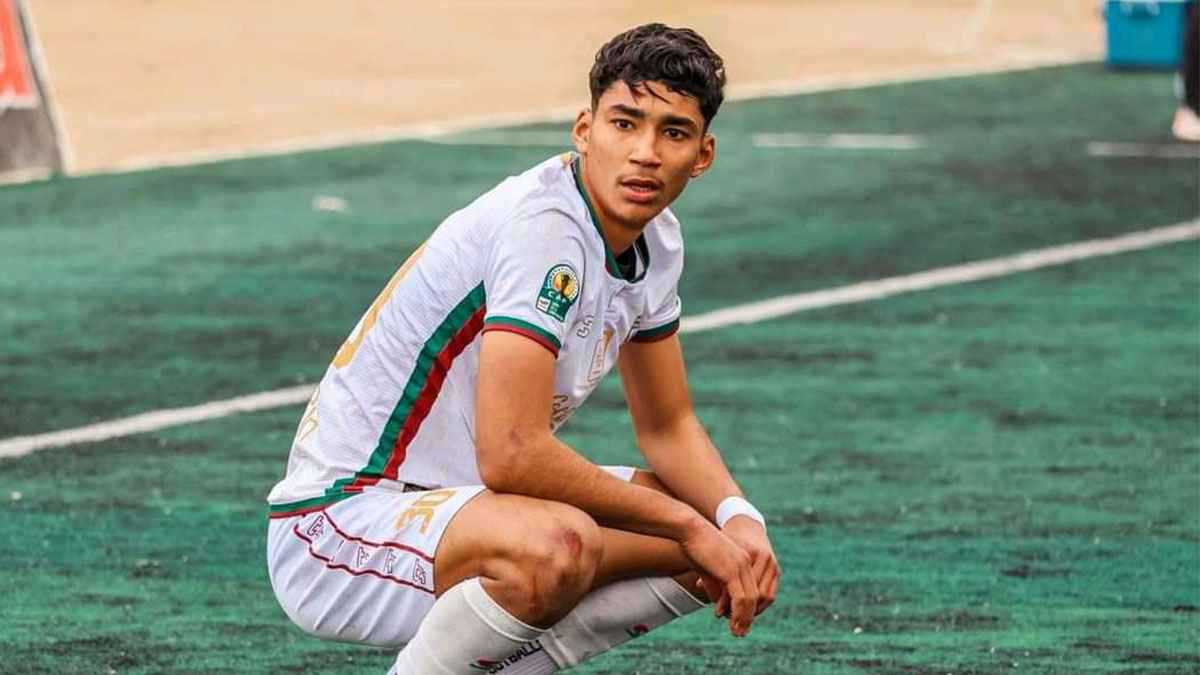 ينافس أندية أوروبية.. بيراميدز ينقض على "قاهر" محمد الشناوي