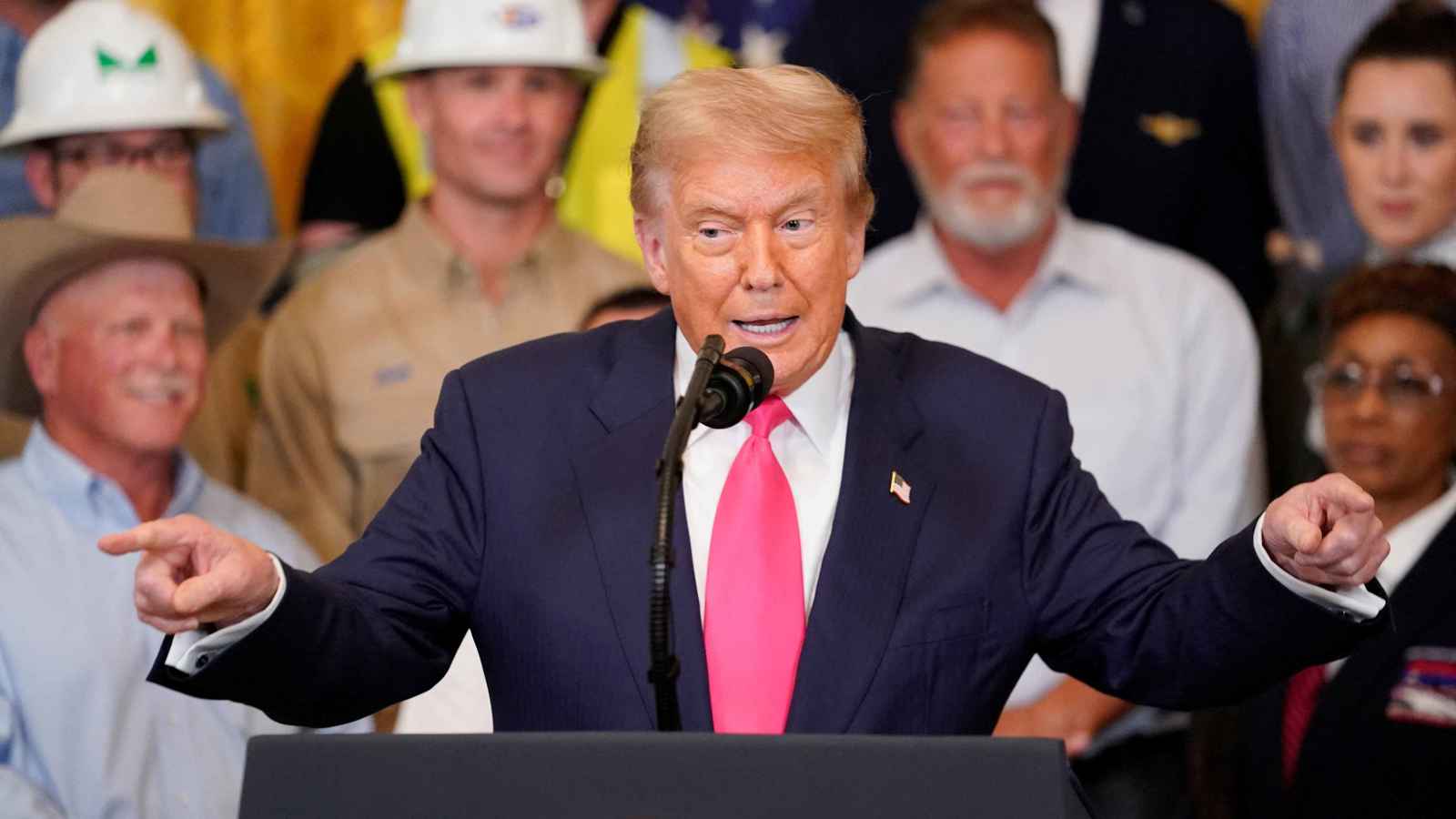 ترامب يعلن عن اتفاق تجاري جديد مع الصين