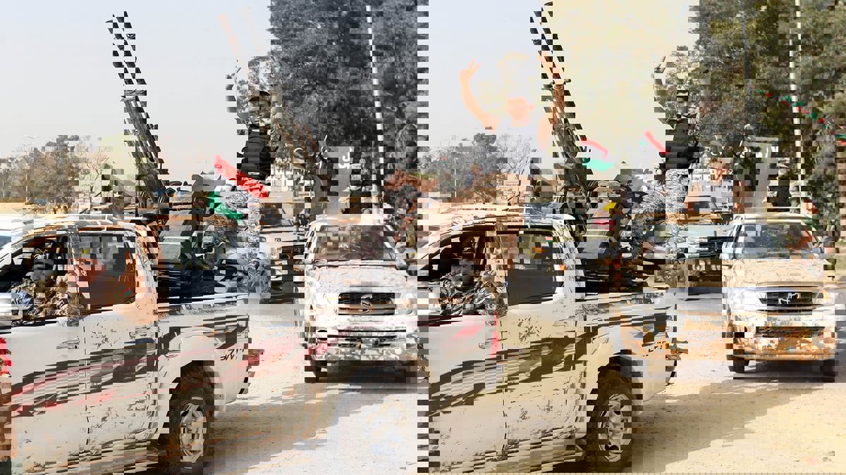 عقب اشتباكات الزاوية.. "لجنة حقوق الإنسان" الليبية تطالب بتسريع حل الميليشيات