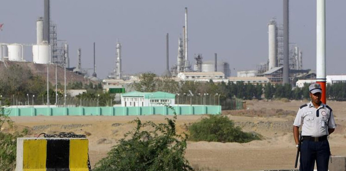 اليمن والصين يوقعان على تجديد مذكرة تحديث مصافي عدن‎