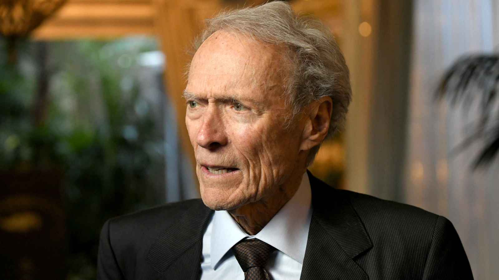 عملاق السينما الأمريكية يغيب عن العرض العالمي الأول لفيلمه الجديد