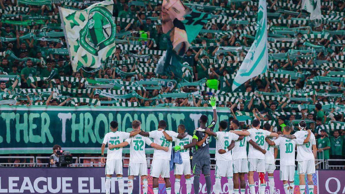 الفوز أنقذهم.. ظهور كارثي لـ3 نجوم من الأهلي السعودي ضد ناساف