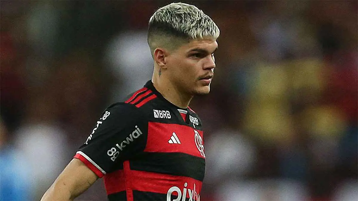 رغم عمره.. 5 مزايا خرافية لأولى صفقات جيسوس المنتظرة في النصر