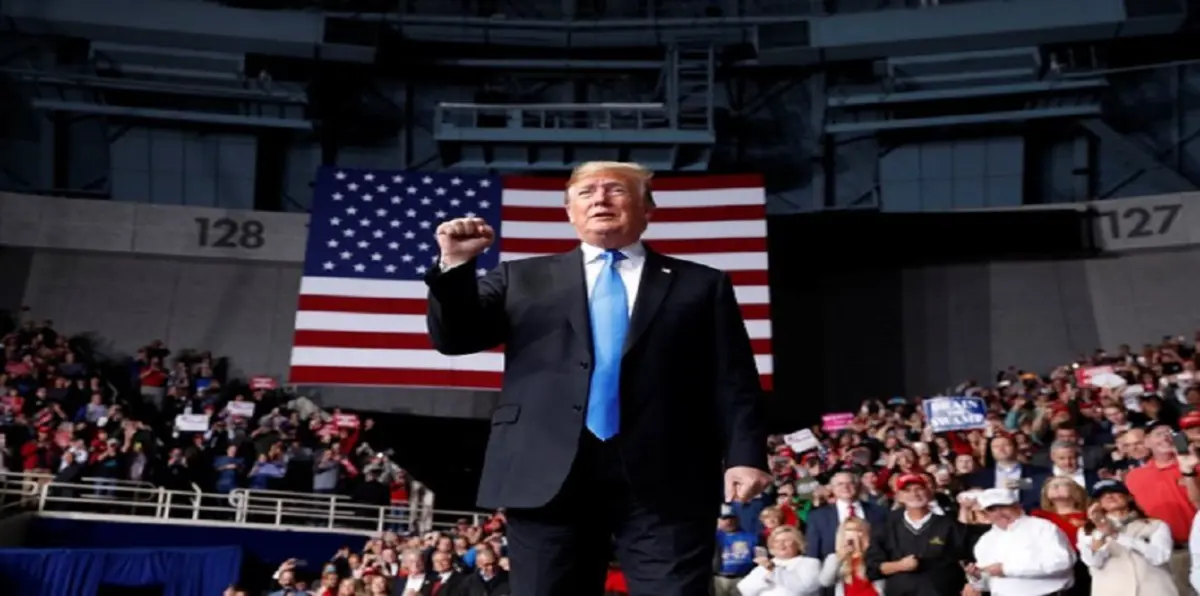 الشّرطة السرّية الشيوعيّة تقرّ بمراقبة ترامب