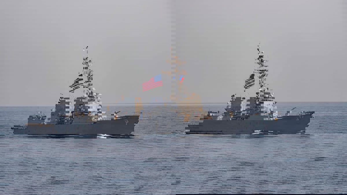 الجيش الصيني: أبعدنا مدمرة أمريكية في البحر الجنوبي