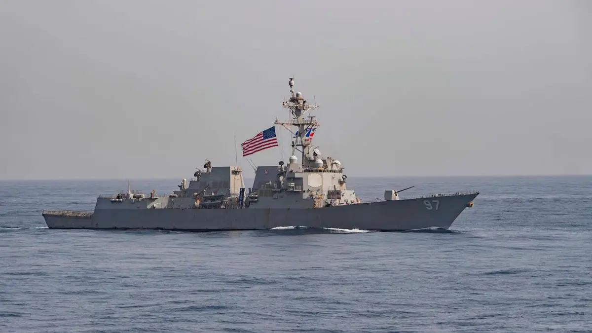 الجيش الصيني: أبعدنا مدمرة أمريكية في البحر الجنوبي