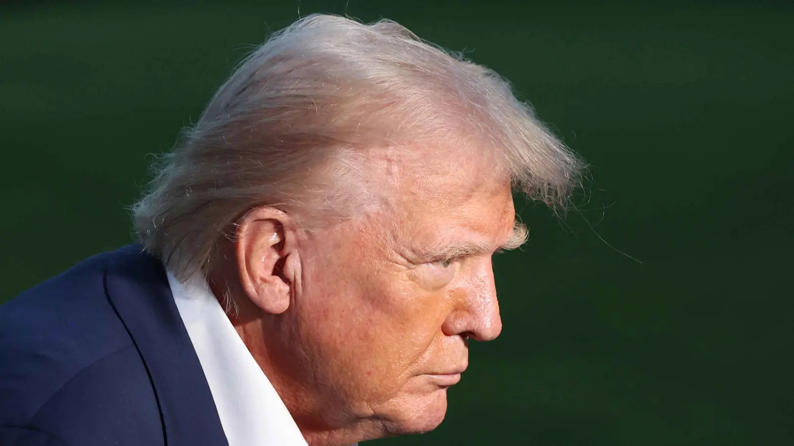 "ذا هيل": "نهاية قاتمة" للمئة يوم الأولى من رئاسة ترامب