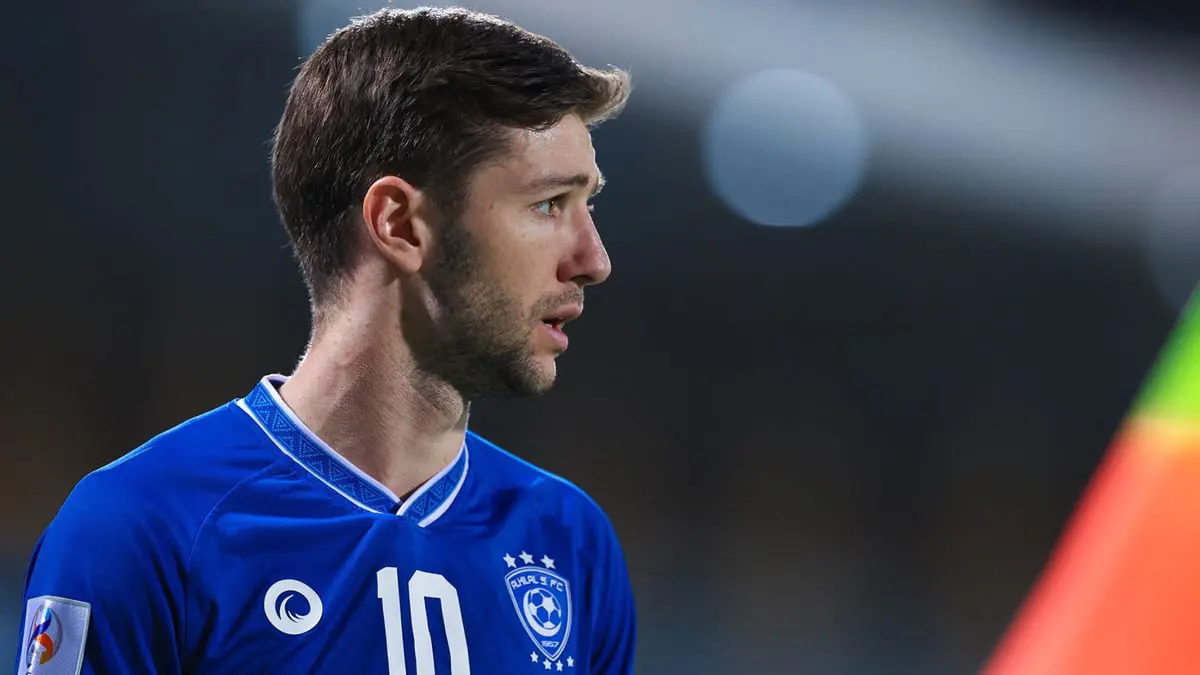 إدارة الهلال ترفض تمديد إعارة فييتو لنادي الشباب وتدرس عروض بيع عقده