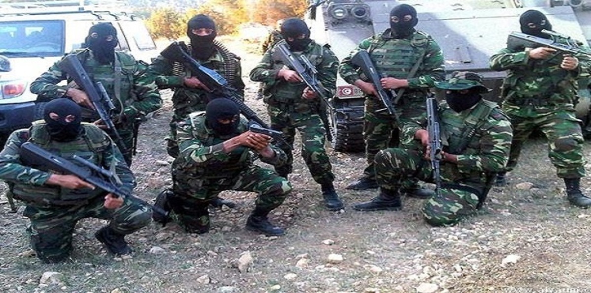 مع اشتداد الحصار والبرد.. متشددو القصرين يهاجمون أحياء للتزود بالغذاء في تونس