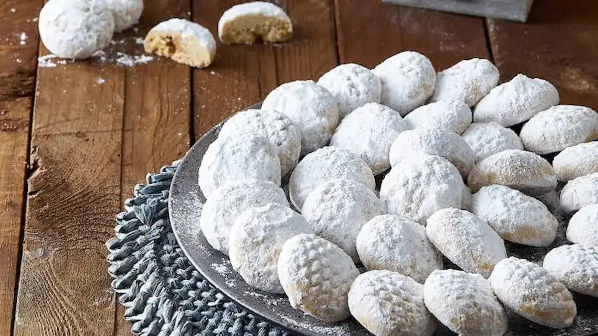 بسبب كعك العيد.. زوجة تعض زوجها وتصيبه بجرح بالغ