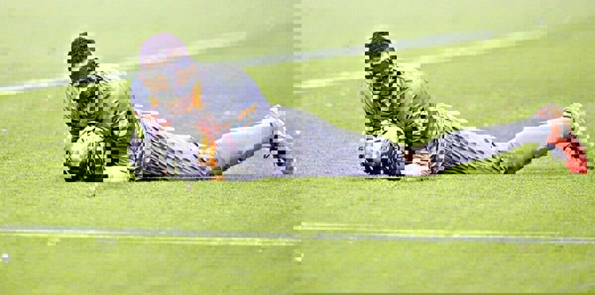 السعودية.. هل يمتلك الشباب ما يدين الأهلي في أزمة محمد العويس؟