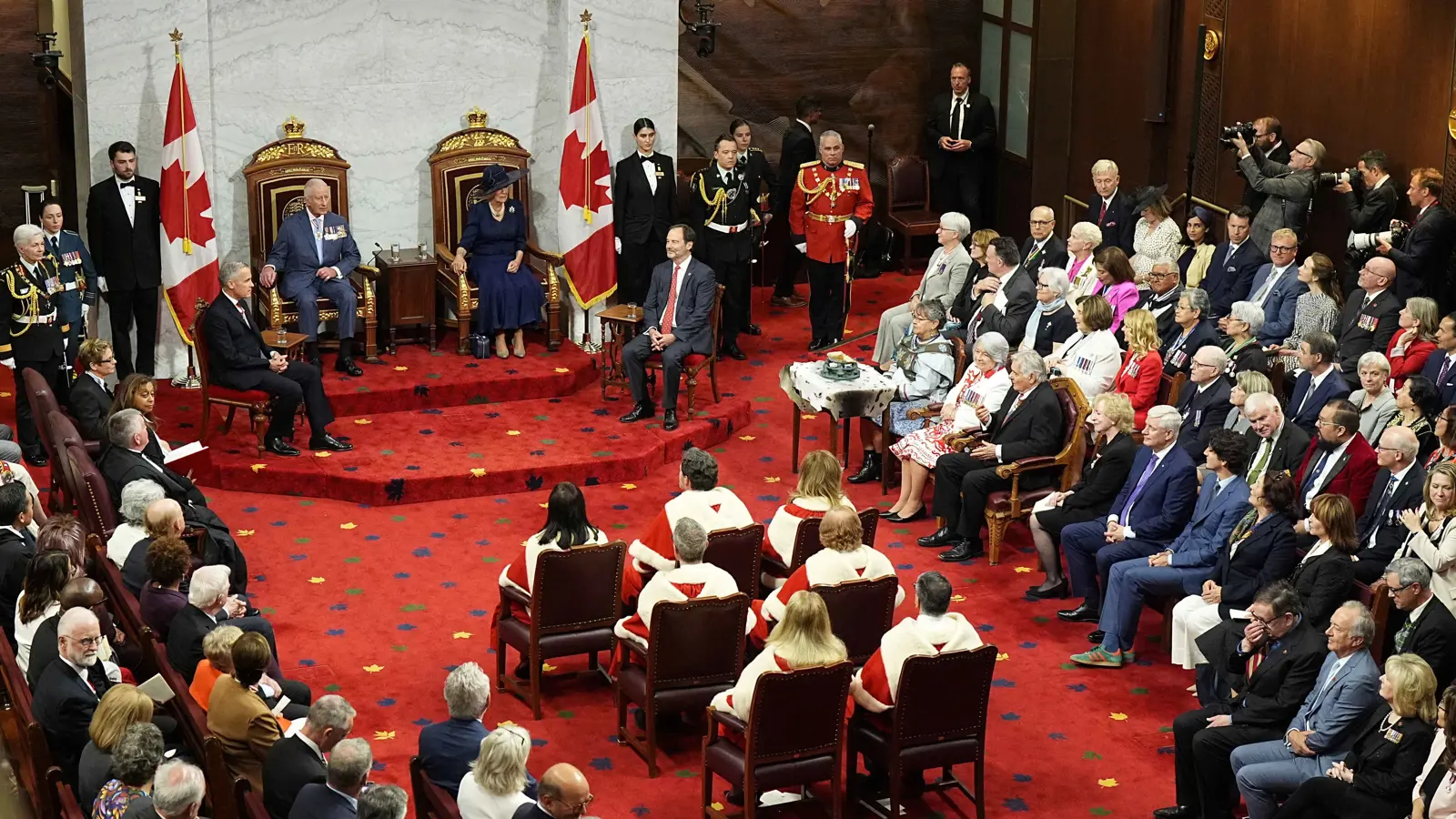 من البرلمان الكندي.. الملك تشارلز يوجه "رسالة مبطنة" إلى ترامب