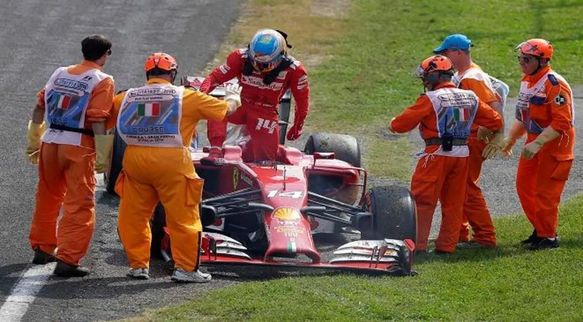 فيراري يلعق جراحه عقب أداء سيء على حلبة مونزا