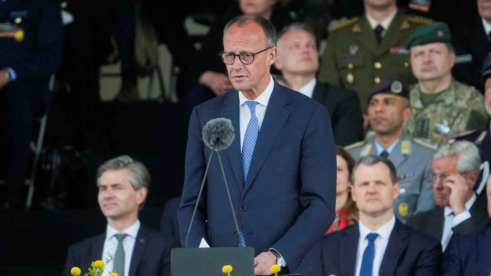 روسيا تحذر من "قرار خطير".. الغرب يزيل القيود عن أسلحة أوكرانيا