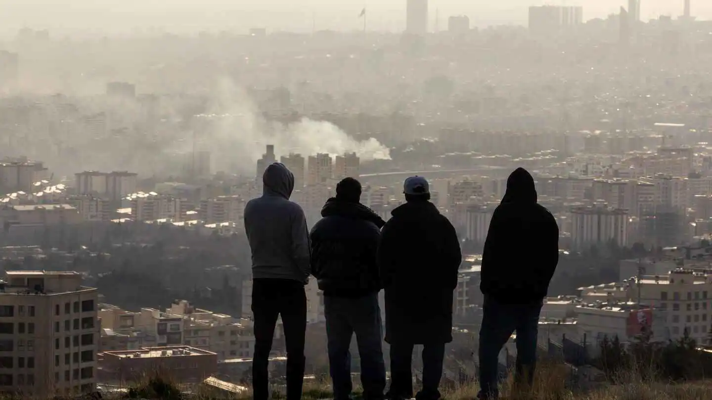 النفط يضغط على البيت الأبيض.. إسرائيل تخشى وقفاً "مفاجئاً" للحرب