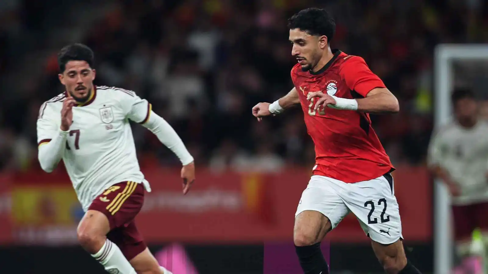 بصورة علي كلاي.. أول رد فعل من عمر مرموش بعد أزمة الهتافات المسيئة (شاهد)