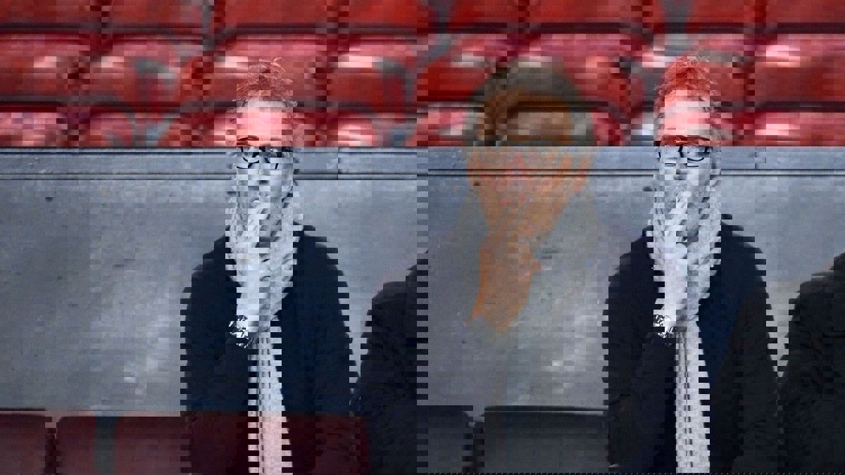 لماذا أصبح لوران بلان الأنسب لقيادة برشلونة؟