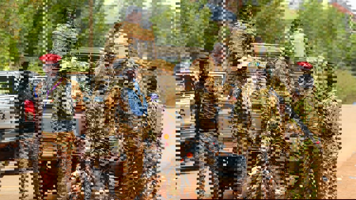 بوركينا فاسو تطلق حملات تجنيد واسعة لمواجهة المسلحين