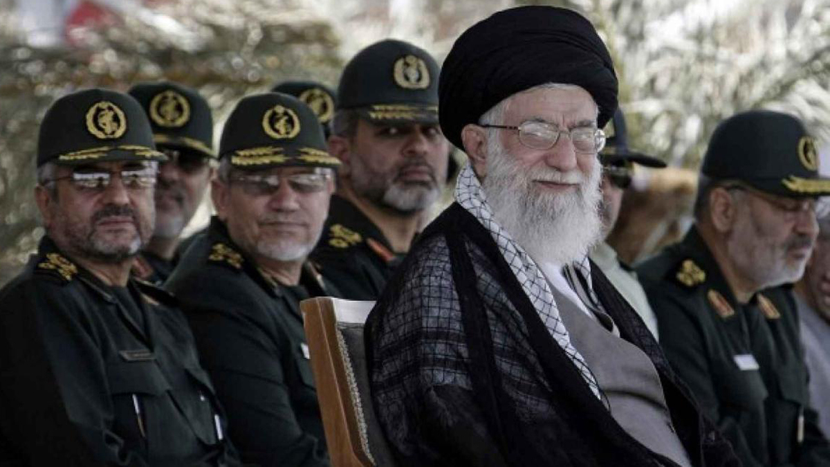 أكذوبة الصواريخ الدفاعية الإيرانية