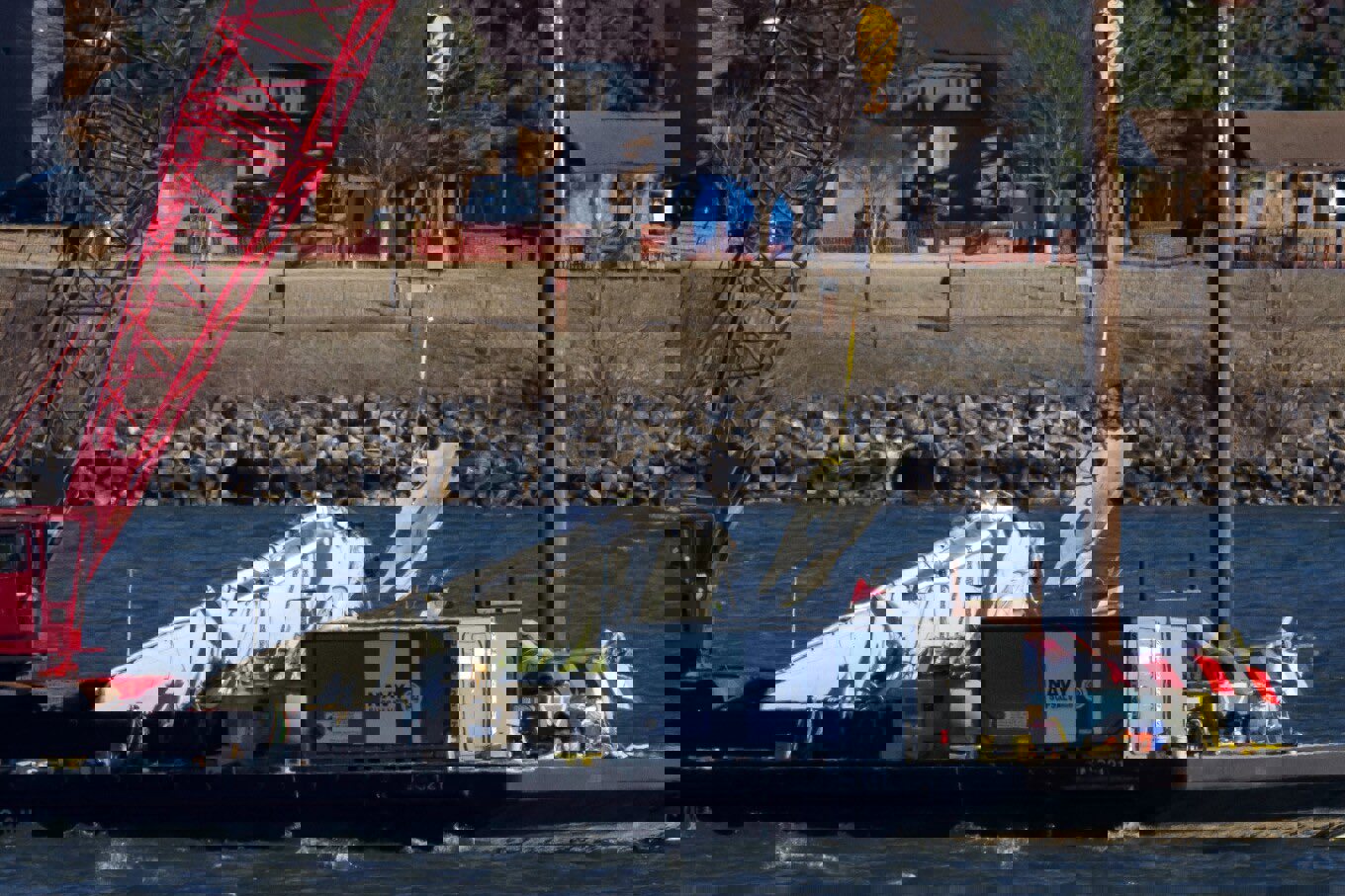 تحطم طائرة صغيرة بولاية بنسلفانيا الأمريكية