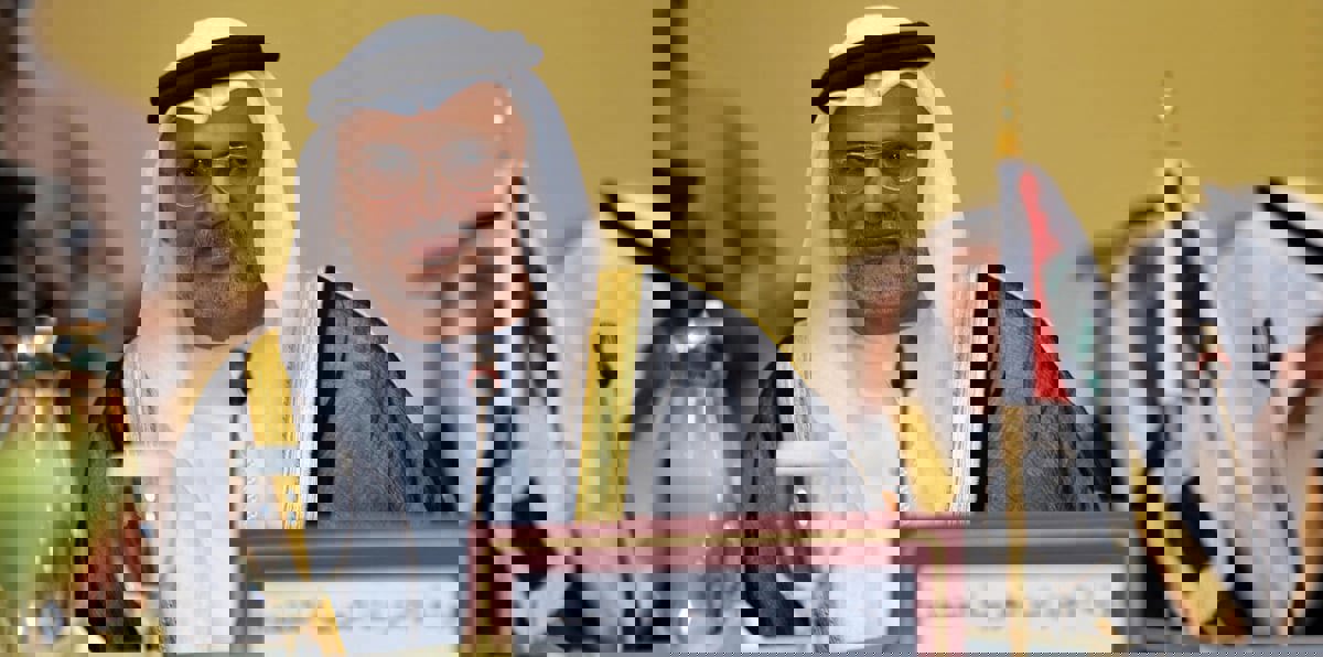 قرقاش: قطر تتنازل في الظلام خطوة تلو الأخرى