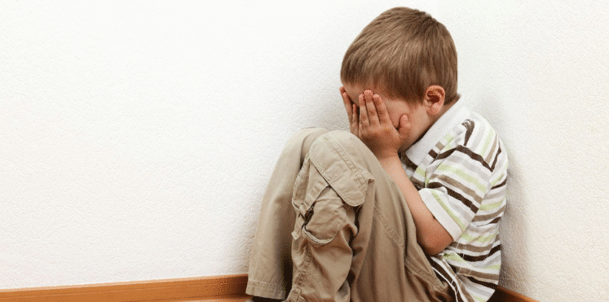 باحثة نفسية: معاقبة الطفل تعرّقل عمل دماغه