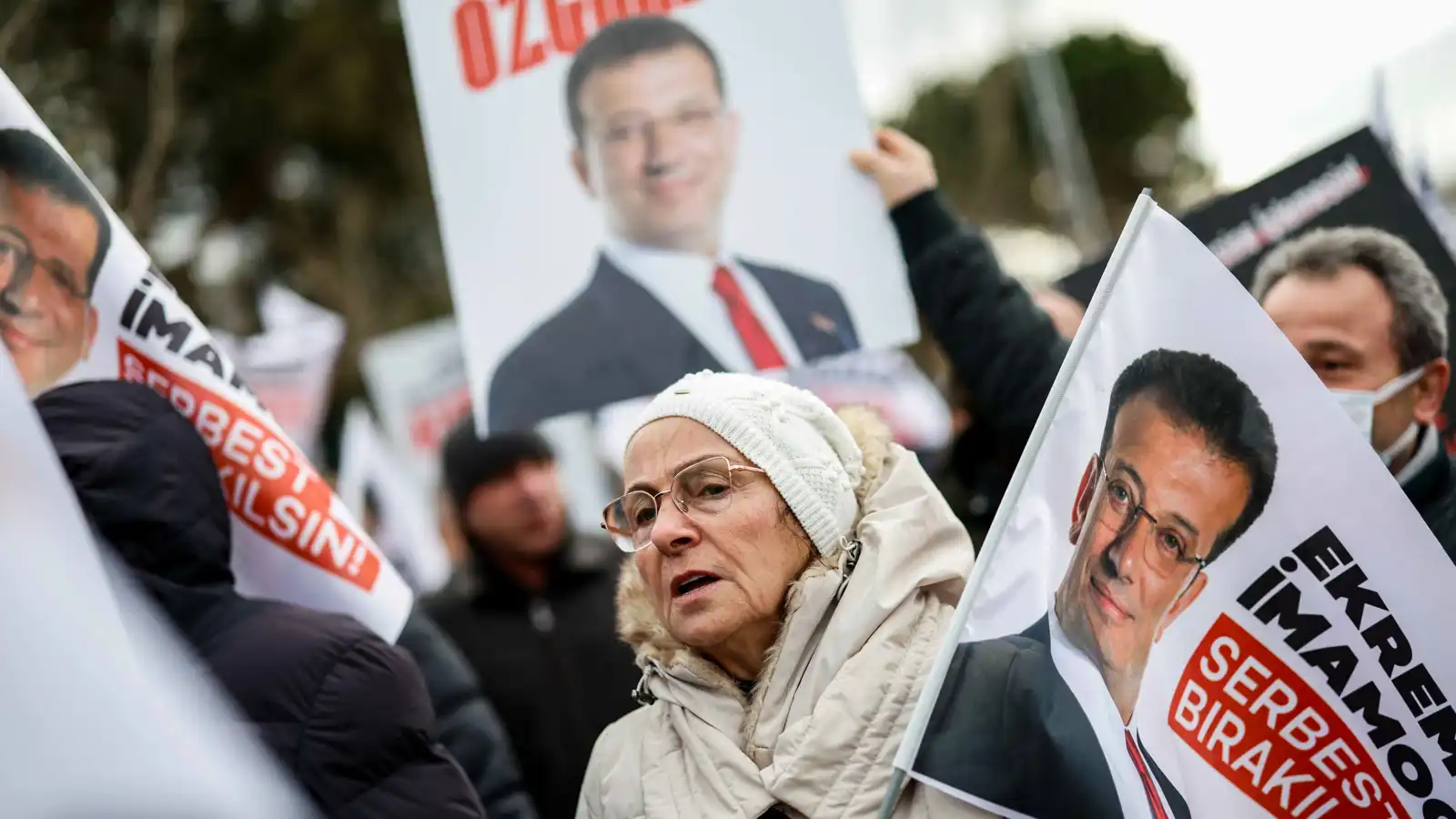 وسط توتر داخل قاعة المحكمة.. انطلاق محاكمة أكرم إمام أوغلو في إسطنبول