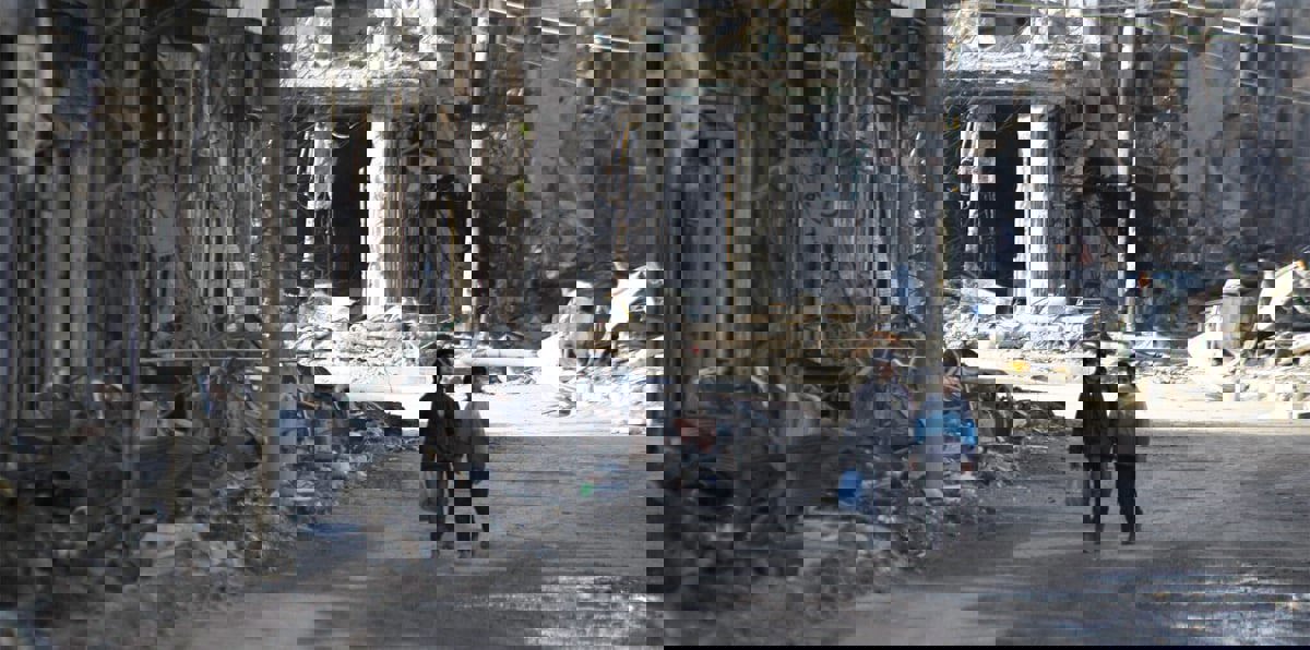 الموت والجوع.. كلفة السباق الأمريكي الروسي على دير الزور