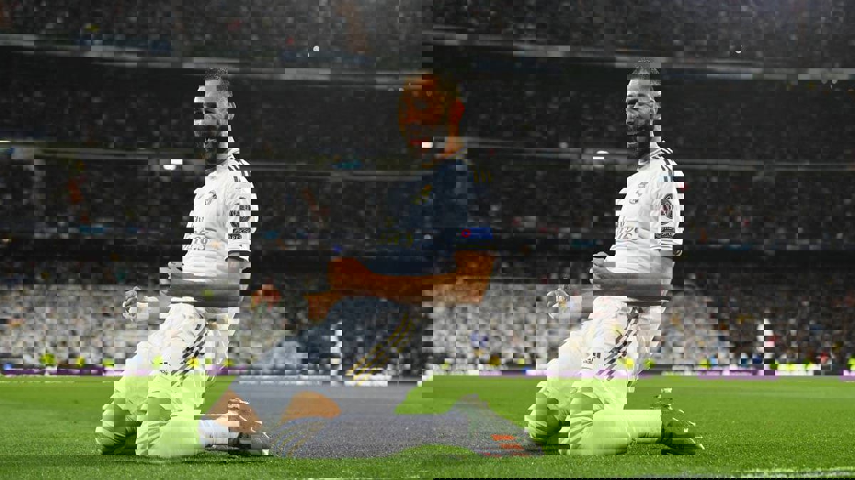 وكيل كريم بنزيما يؤكد تمديد عقد اللاعب مع ريال مدريد حتى 2022