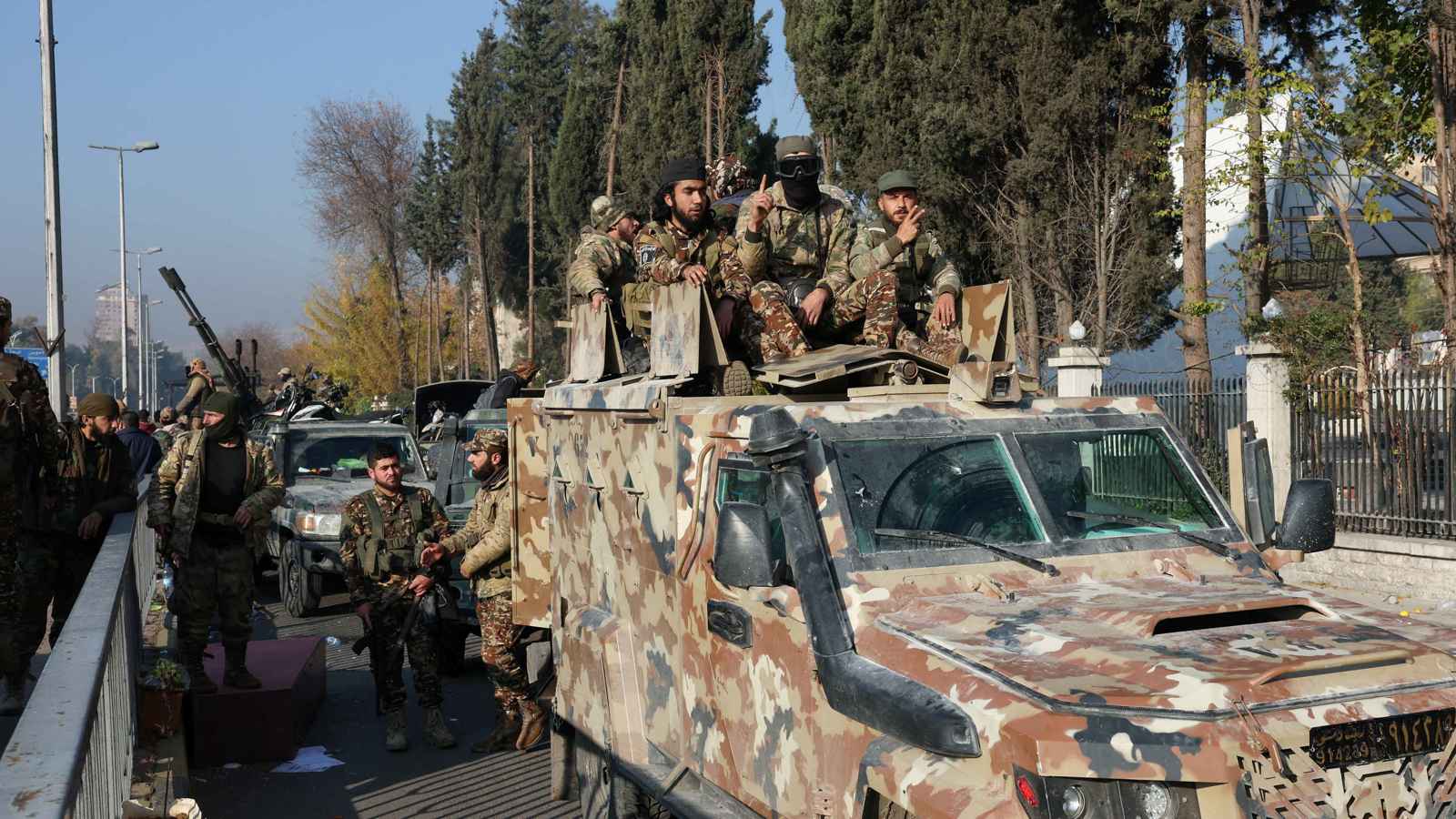 يديعوت أحرونوت: سقوط الأسد هزيمة شخصية لبوتين