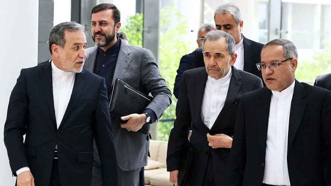 مصادر لـ"إرم نيوز": "تعثر" المفاوضات النووية يُقلق دوائر القرار في طهران