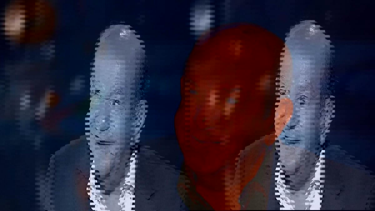 لطفي لبيب يعلق على أنباء اعتزاله بعد تدهور حالته الصحية